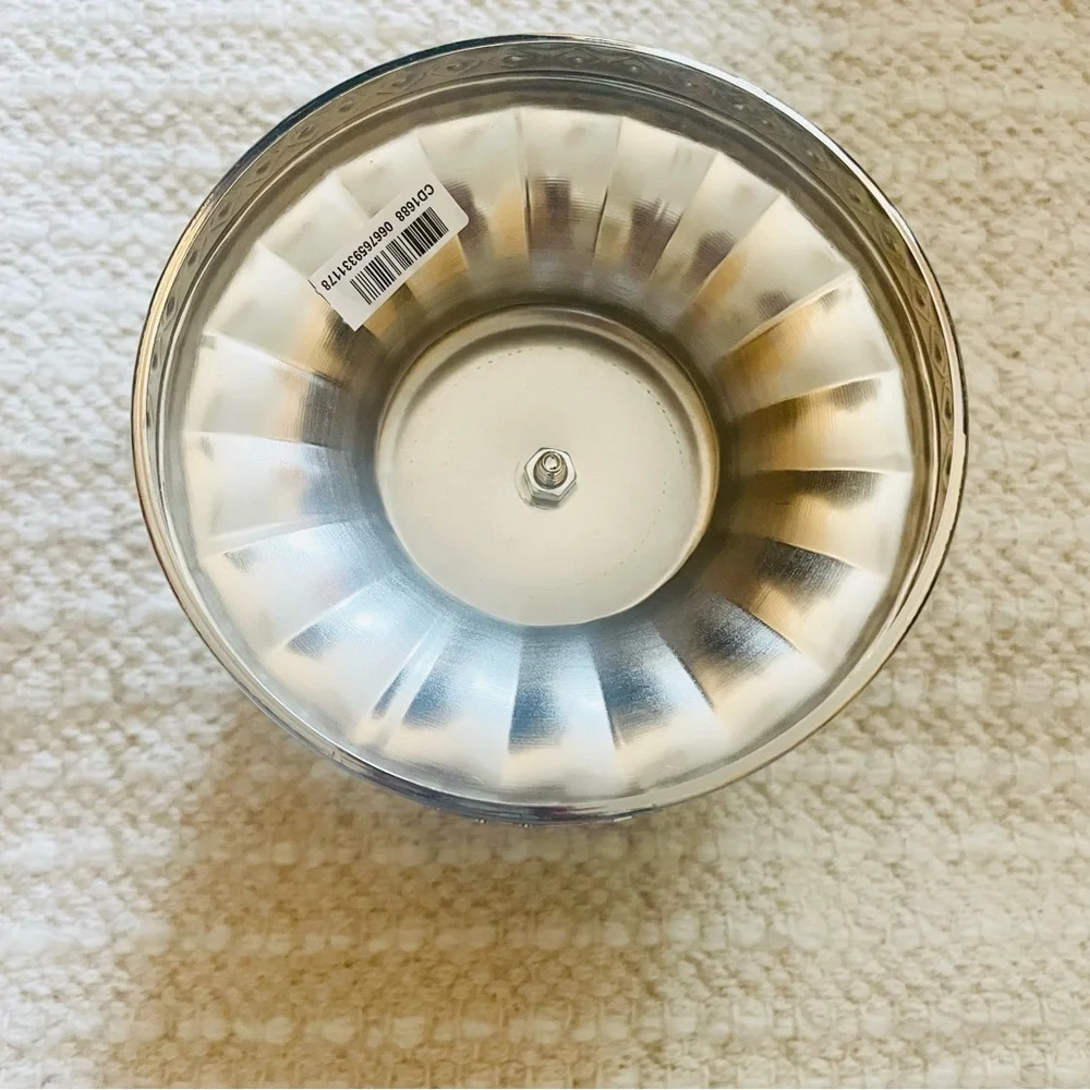 NEW BATH & BODY WORKS 3 Wick Candle Holder - Picture 3 of 5